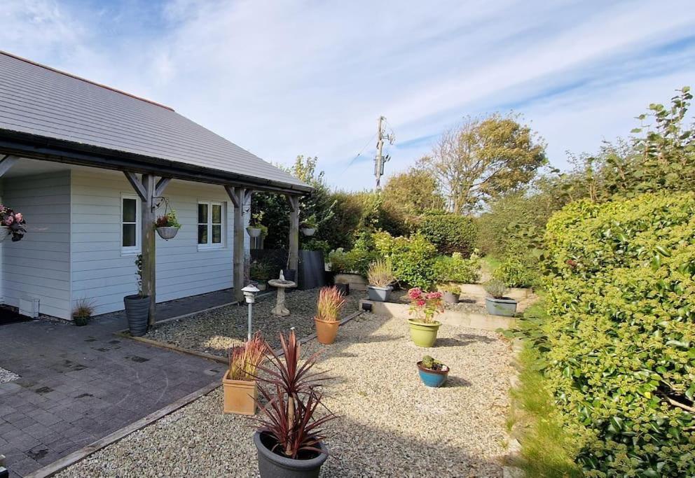 Clovelly Green Cottage Экстерьер фото